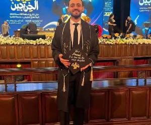 تهنئة بالشهادة الجامعية الاولى لابن العائلة / احمد ايمن احمد ابوشقرة شراب